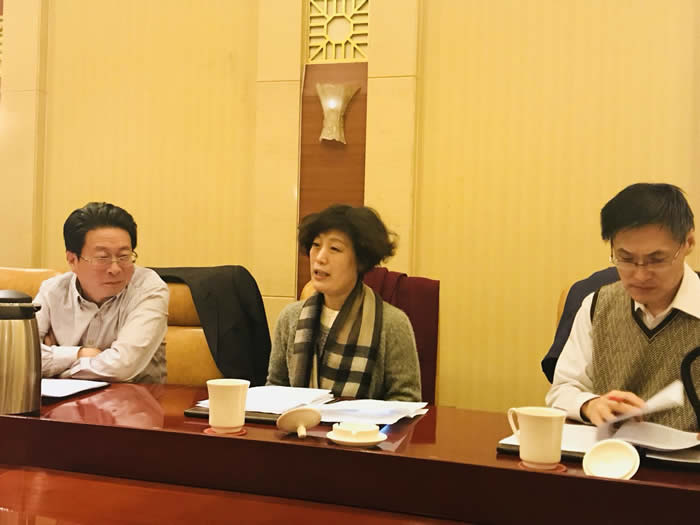 1512026323888993.jpg 省文教委员会主委李国琳向与会社员传达十九大精神.jpg